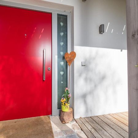 Helle Wohnung Mit Bergblick & Eigener Terrasse Bad Tolz Bagian luar foto