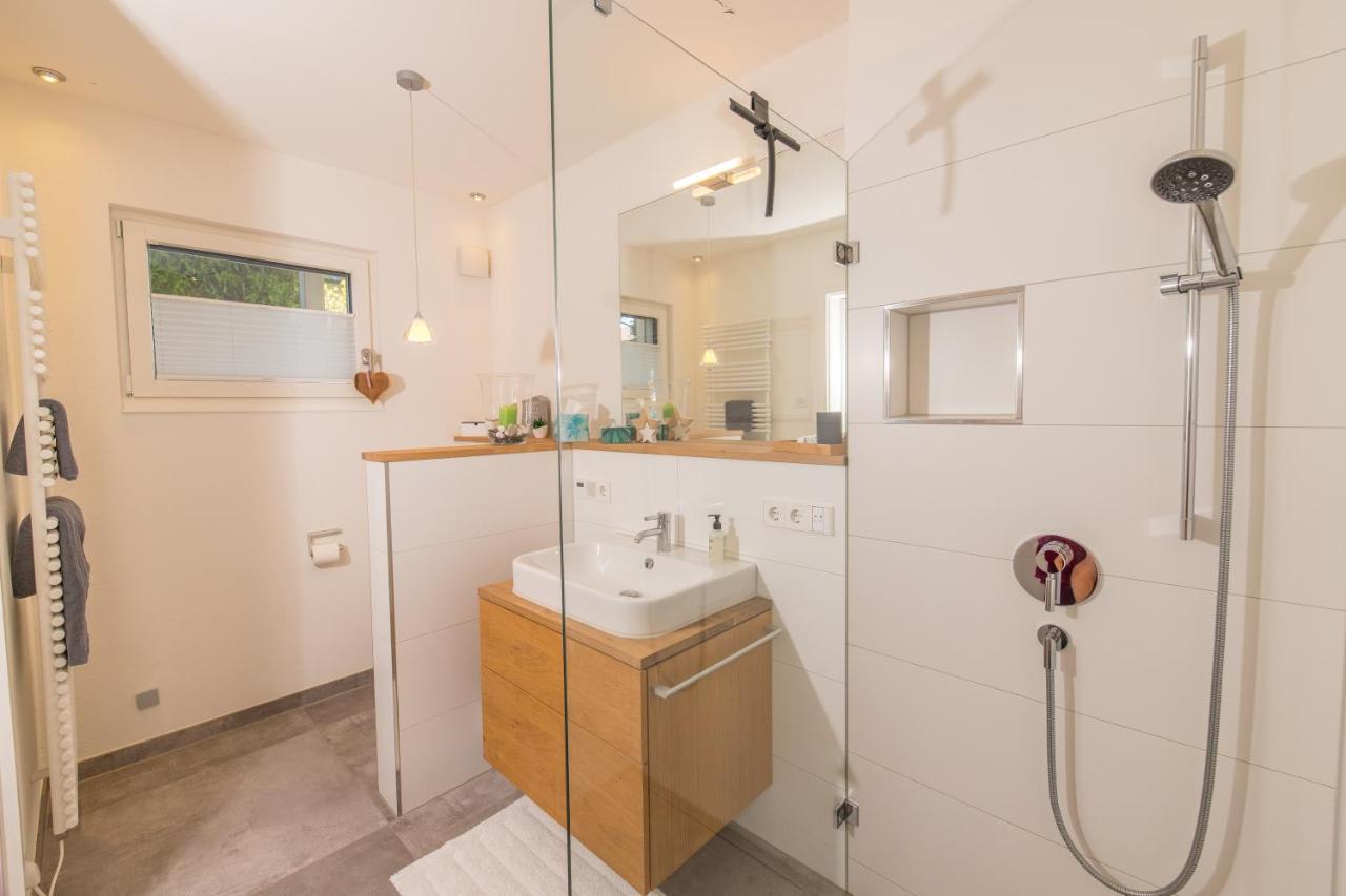 Helle Wohnung Mit Bergblick & Eigener Terrasse Bad Tolz Bagian luar foto